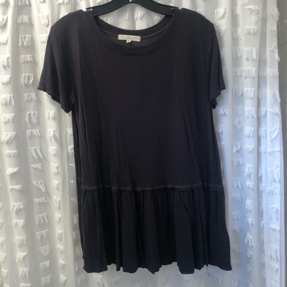 Navy blue top